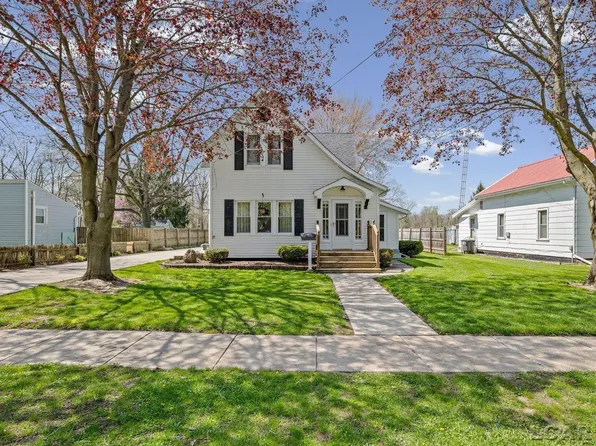 326 Pearl St, Blissfield, MI 49228