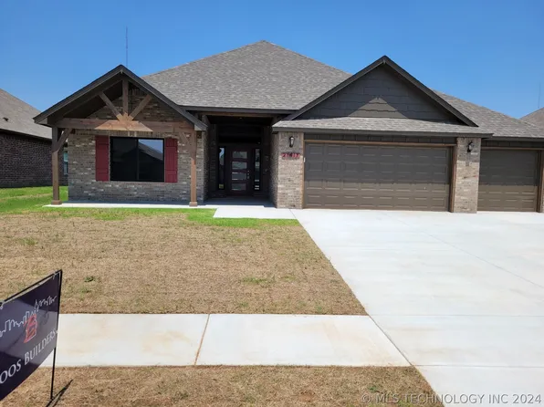 27417 E 108th Pl S, Coweta, OK 74429