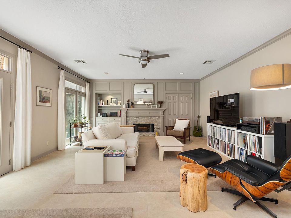 1st image of 1806 Potomac Dr APT C