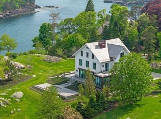 20 Crowninshield Rd, Marblehead, MA 01945