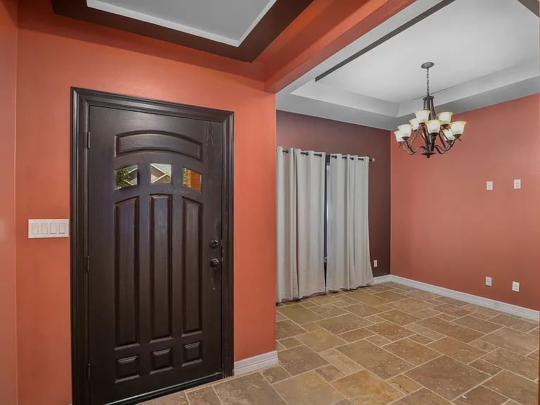 6707 S Rios St — Photo 3