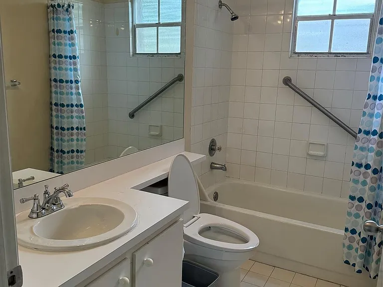 4235 SW 72nd Way — Photo 15