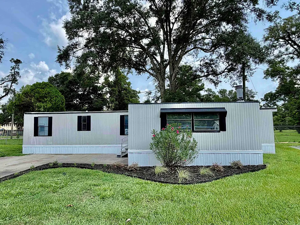 2682 Stricklands Ln