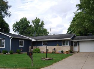 1101 Chester St, Plymouth, IN 46563