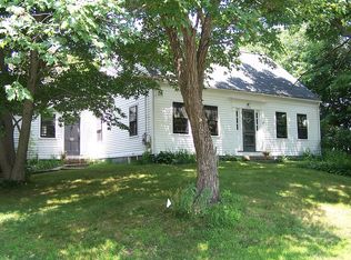31 Everett St, Sherborn, MA 01770