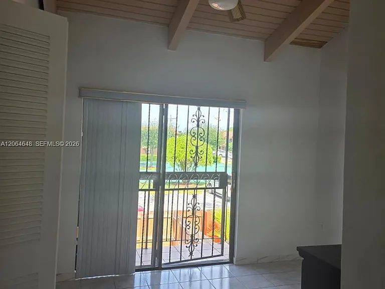 1823 SW 107th Ave #1602 — Photo 10
