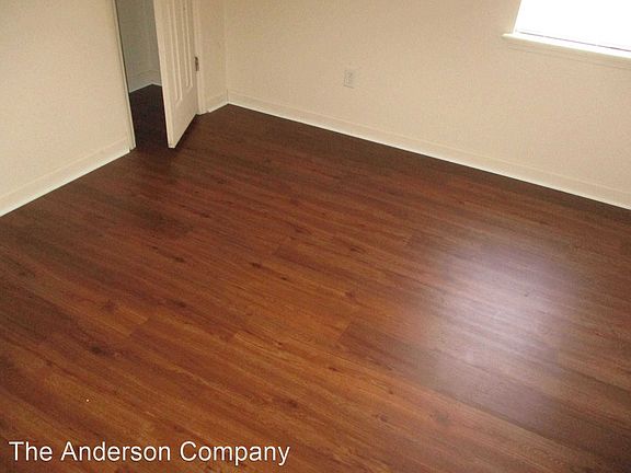 2nd image of 194 Starksville Ave S APT B