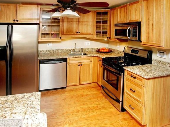 Granite & Stainless Kitchen