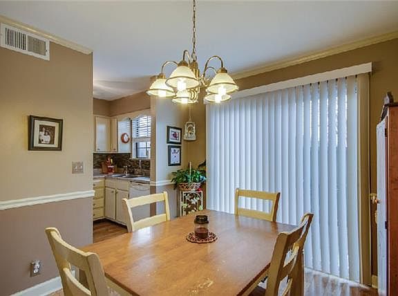 5th image of 420 Walton Ln #23