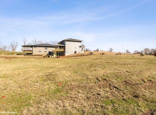1821 Crabapple Ln, Granger, IA 50109