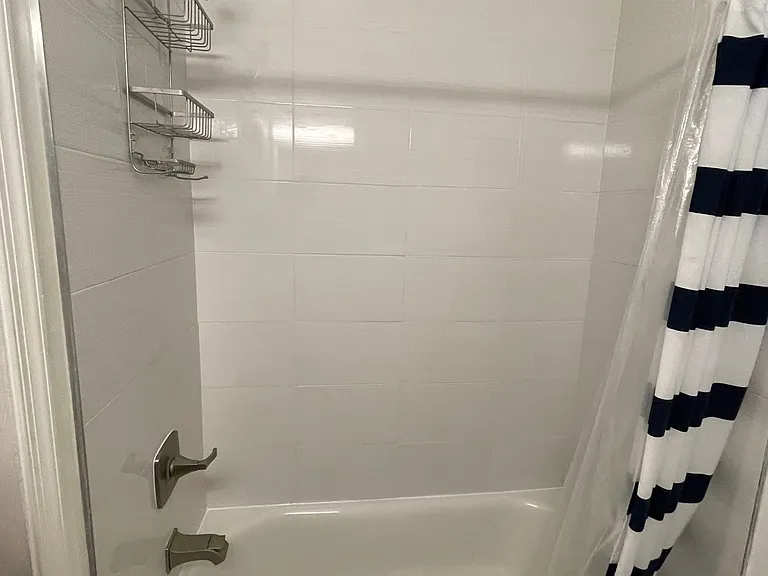 3928 7th St NE #3 — Photo 9