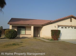 1316 Engelberg Dr, Bakersfield, CA 93307