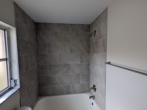 2nd image of 2629 Kinnon Dr