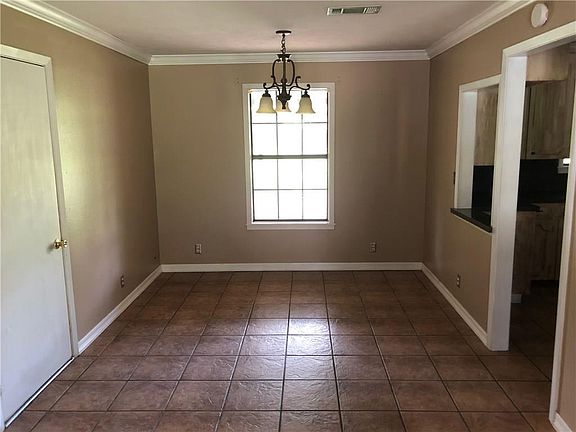 5th image of 1028 Wilberg St
