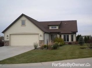 6424 Merganser Dr, Racine, WI 53406