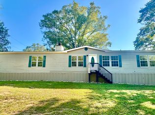395 Berry Rd, Pelzer, SC 29669