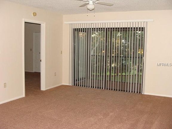 3rd image of 112 Meadow Ln #112