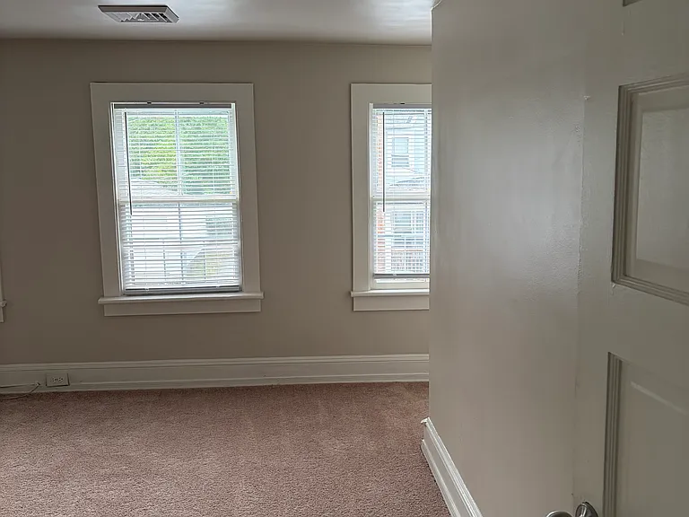 111 Fisher Ave — Photo 12