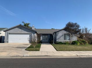5288 N Rosalia Ave, Fresno, CA