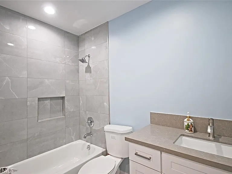 17339 Los Alimos St — Photo 15