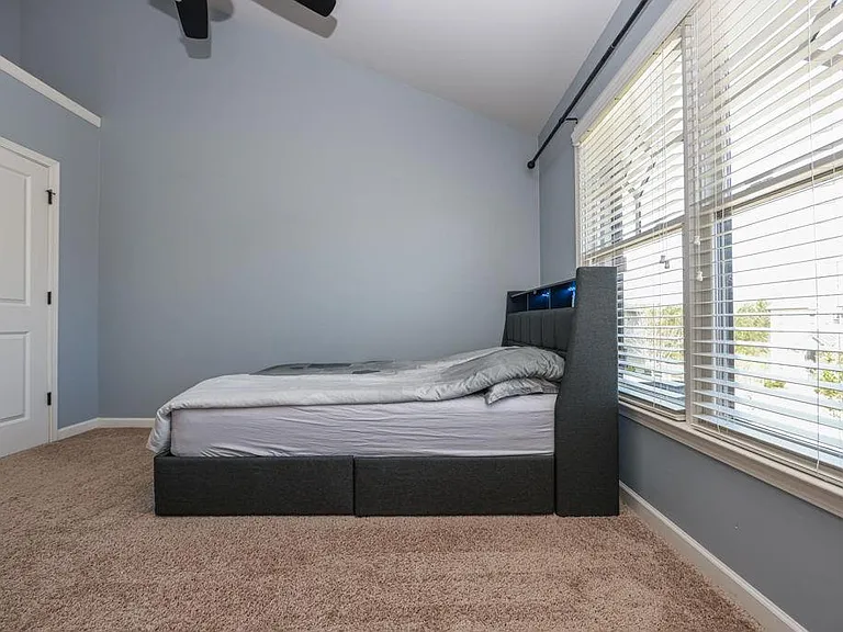 4669 Sierra Creek Dr — Photo 48