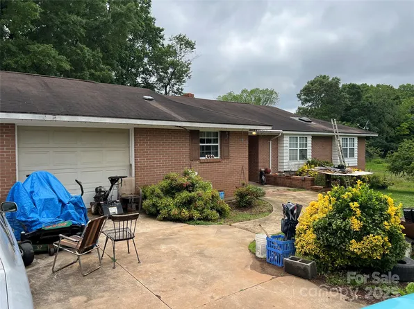 506 Royal St #9-12, Salisbury, NC 28144