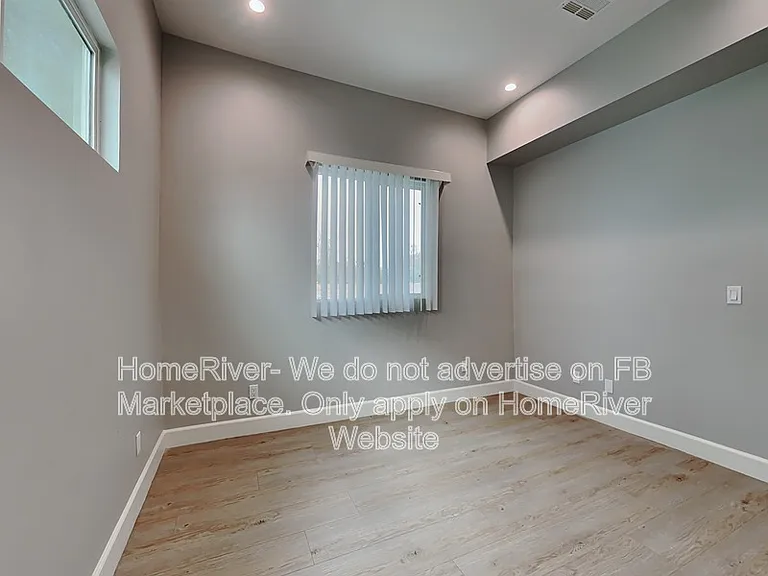 5749.5 Klump Ave — Photo 15