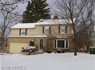 4585 Greenwold Rd, South Euclid, OH 44121