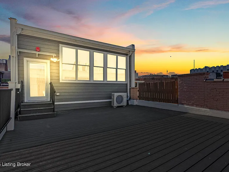 540 S 4th St #401 — Photo 50