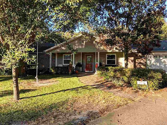 2nd image of 2830 Nagel Dr