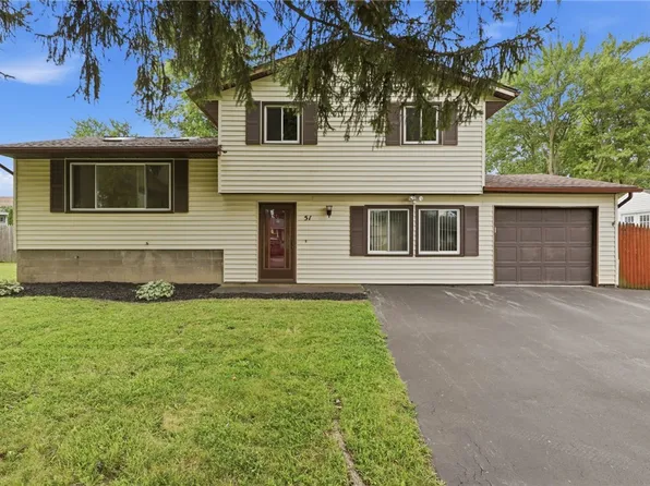 51 Valencia Dr, Rochester, NY 14606