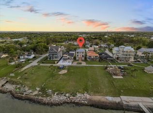 2609 Avenue A, San Leon, TX 77539