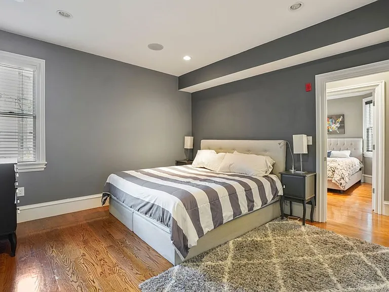 15 Howell St #1 — Photo 9