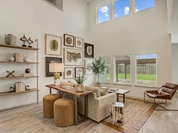 1722 Bryson Heights Dr, Rosenberg, TX 77469