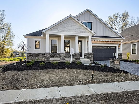 2nd image of 11233 Kingfisher Pl