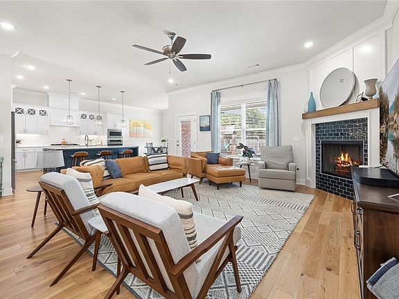 3rd image of 5808 S 59th St