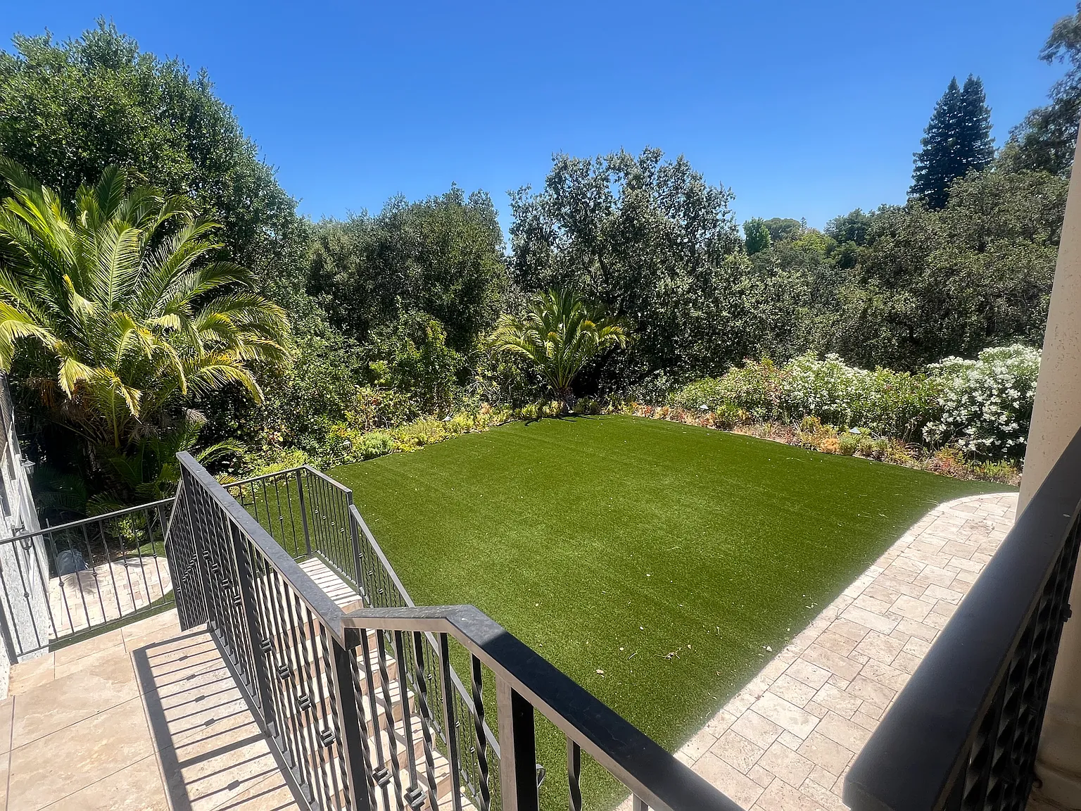 5 bed, 6.5 bath, 6100 sqft, $17,000 — Photo 3
