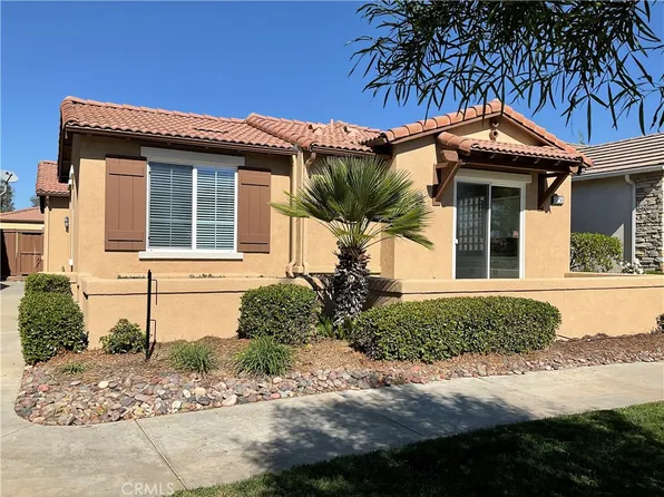 8251 Triplett Ln, Hemet, CA 92545