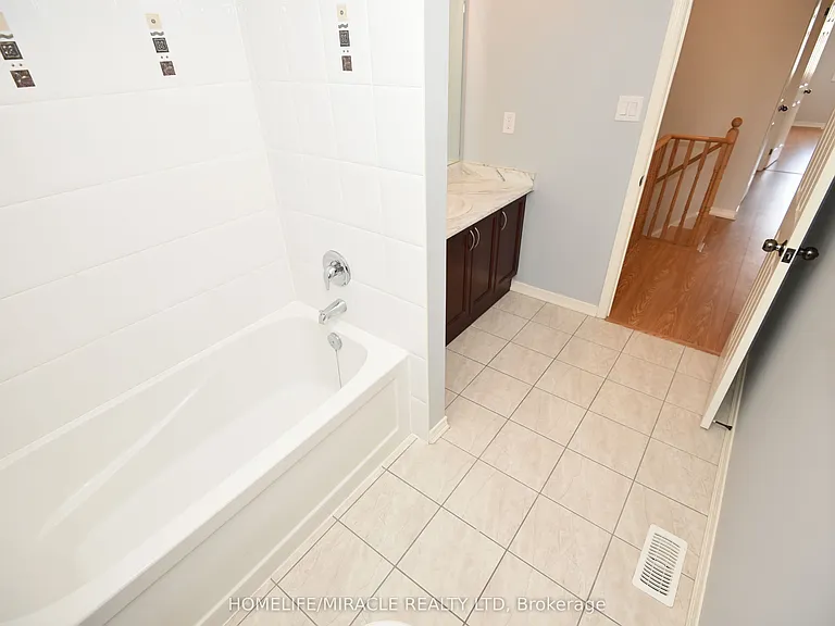 112 McBride Ave — Photo 29
