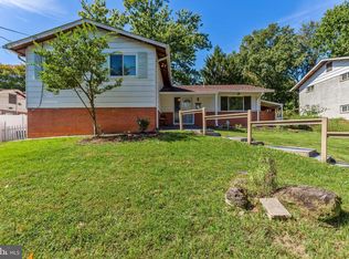 9504 Lawnsberry Ter, Silver Spring, MD 20901