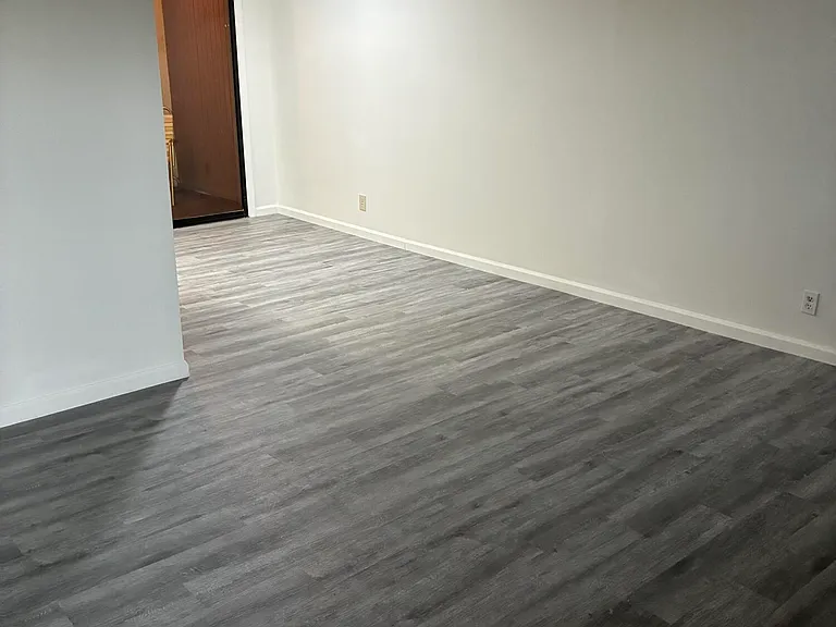 4720 Oak Terrace Dr — Photo 2
