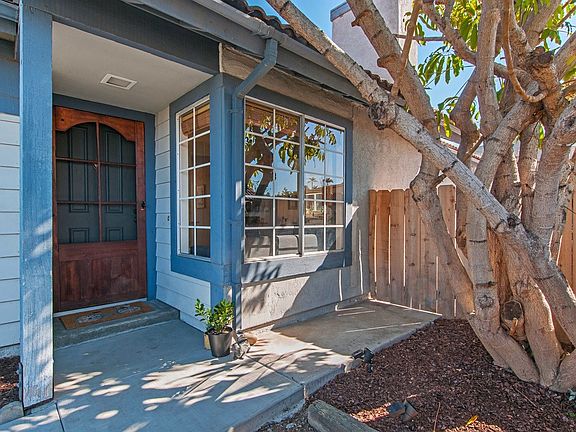 4th image of 4145 Diamond Cir