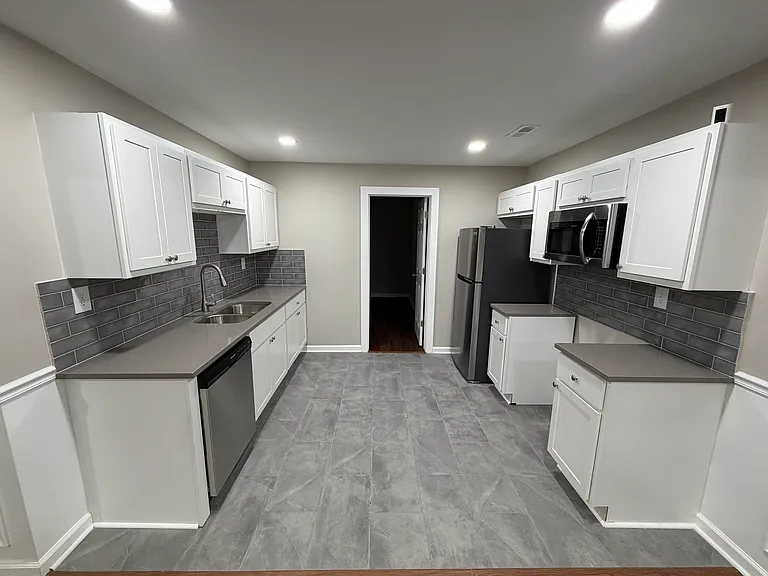 9902 Appollo Ln — Photo 2