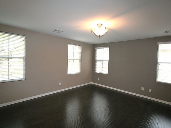 4th image of 9175 Sendero Ave