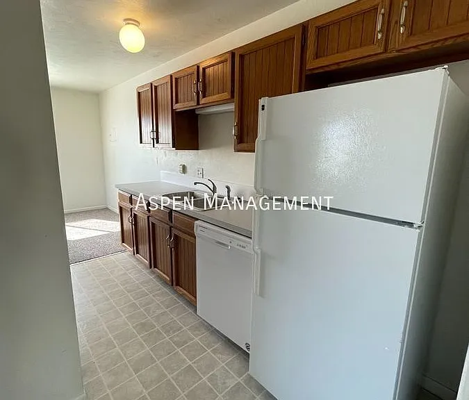3720 Iris Ave #D — Photo 11