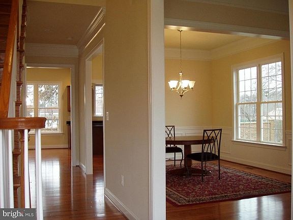3rd image of 7701 Pohick River Dr