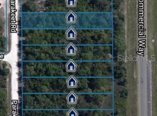 18364 Parakeet Rd, Weeki Wachee, FL 34614