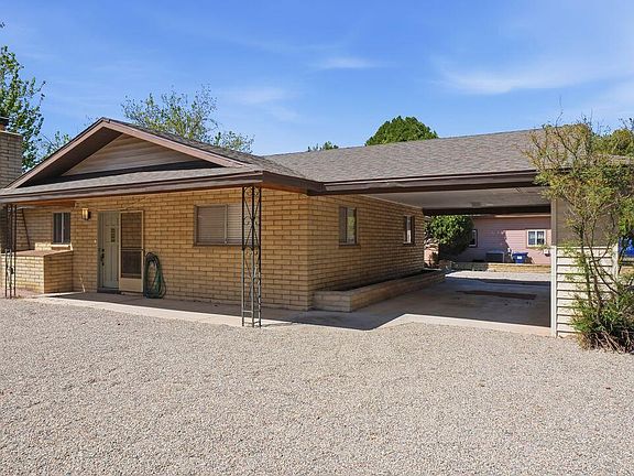 3rd image of 3555 E RIMROCK Drive