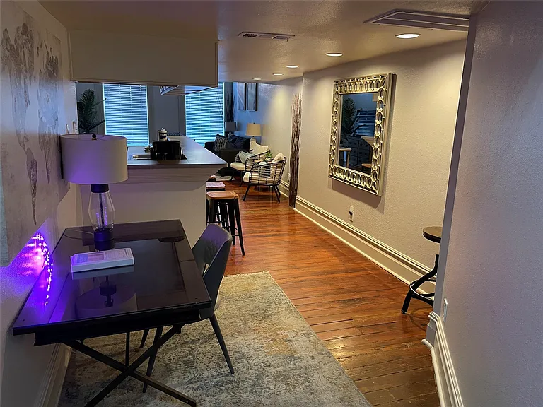 2118 Strand St #207 — Photo 10