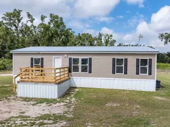 1935 NE Shady Oaks Rd, Mayo, FL 32066